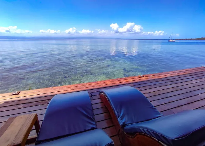 Bahia Coral Lodge